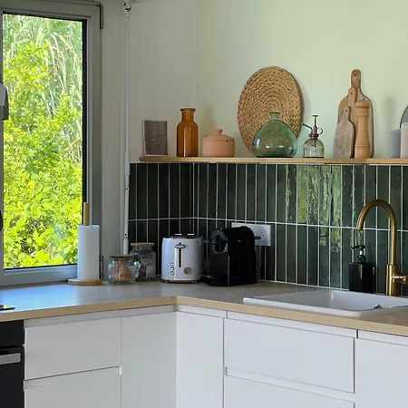 - Proche & Gare Apartment